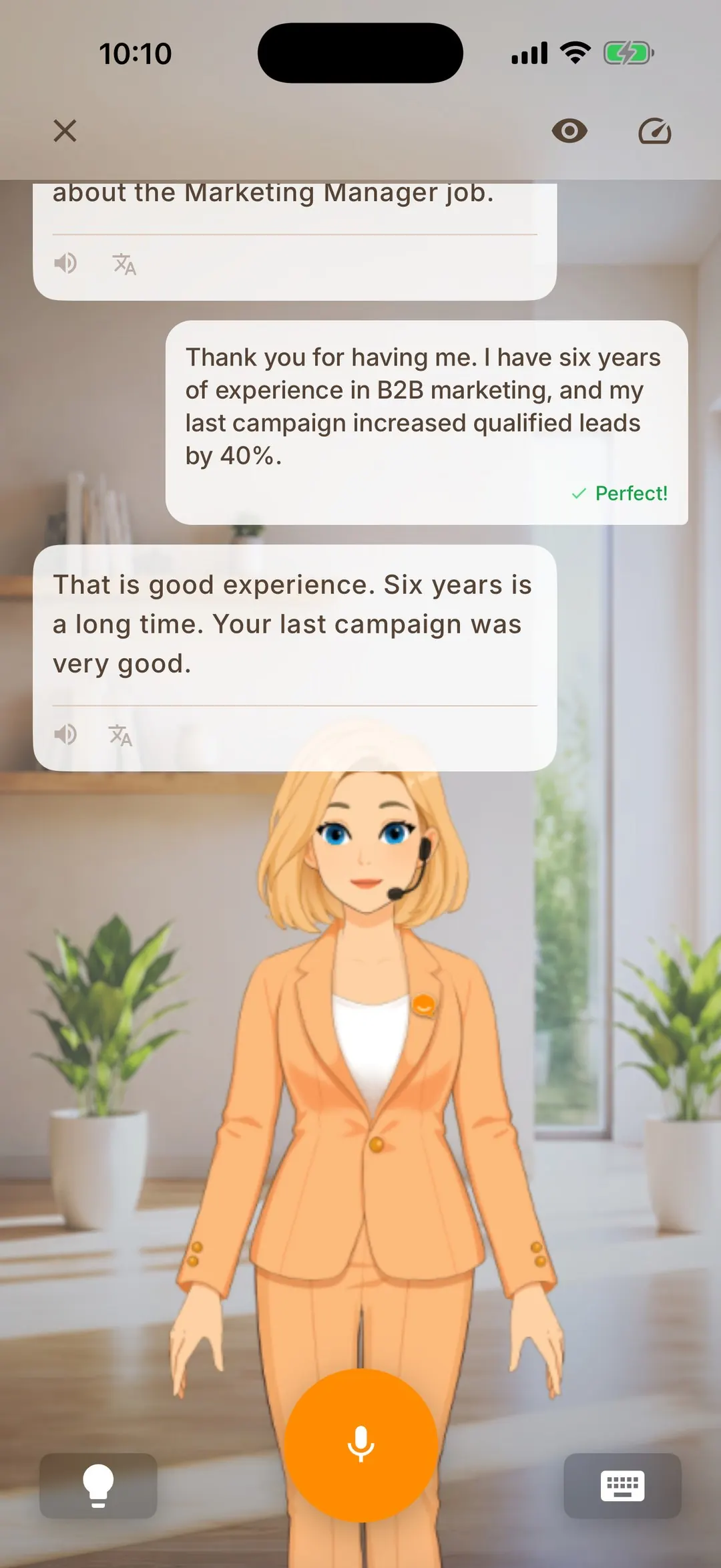 A mock interview in Chamate: the AI plays the hiring manager asking about experience, and the user's answer is marked Perfect